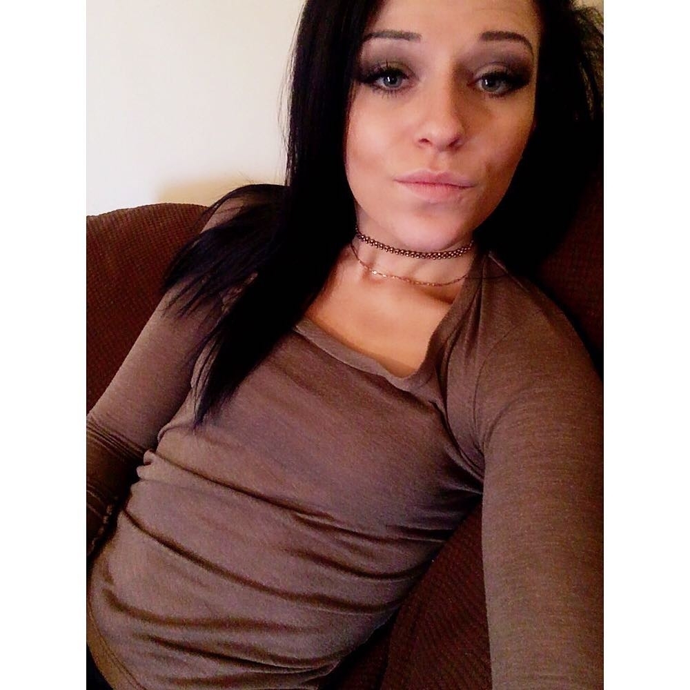 Meet your Posher, Kayla